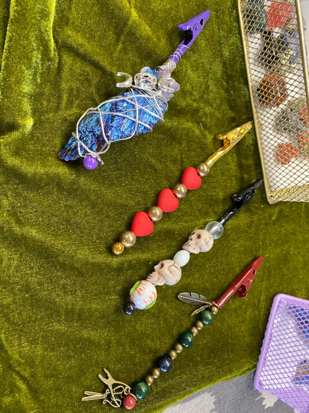 Handmade Beaded Tarot / Photo Holder Clips – Mystical Desk Décor